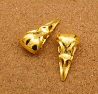 raven_pendant