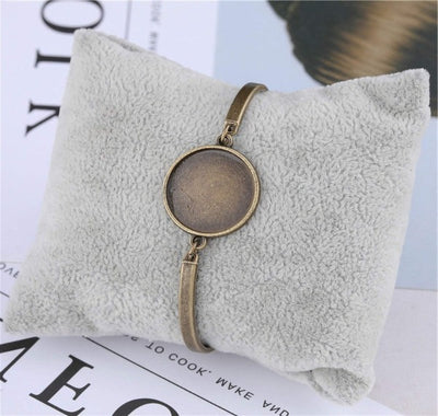 cuff_bracelet