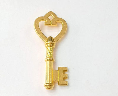 key_charm_pendant