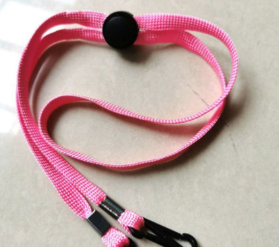 hat_leash