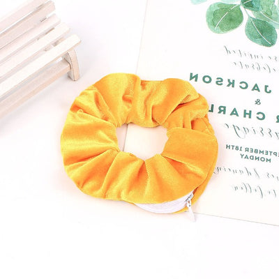 scrunchie hair tie